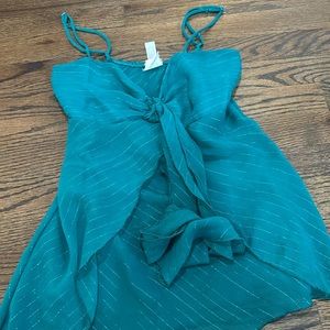 ⭐️2/$10 - In 2 U green tank